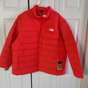The North Face Mens Puffer Coat. NWT 4X. Water Resistance Fiery Red Down Filled.